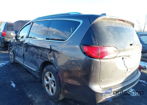 2017 Chrysler Pacifica Touring-L Plus из США, поврежденный, VIN 2C4RC1EG7HR555832